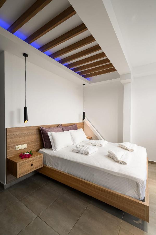 Marina Apartments Lentas Luaran gambar