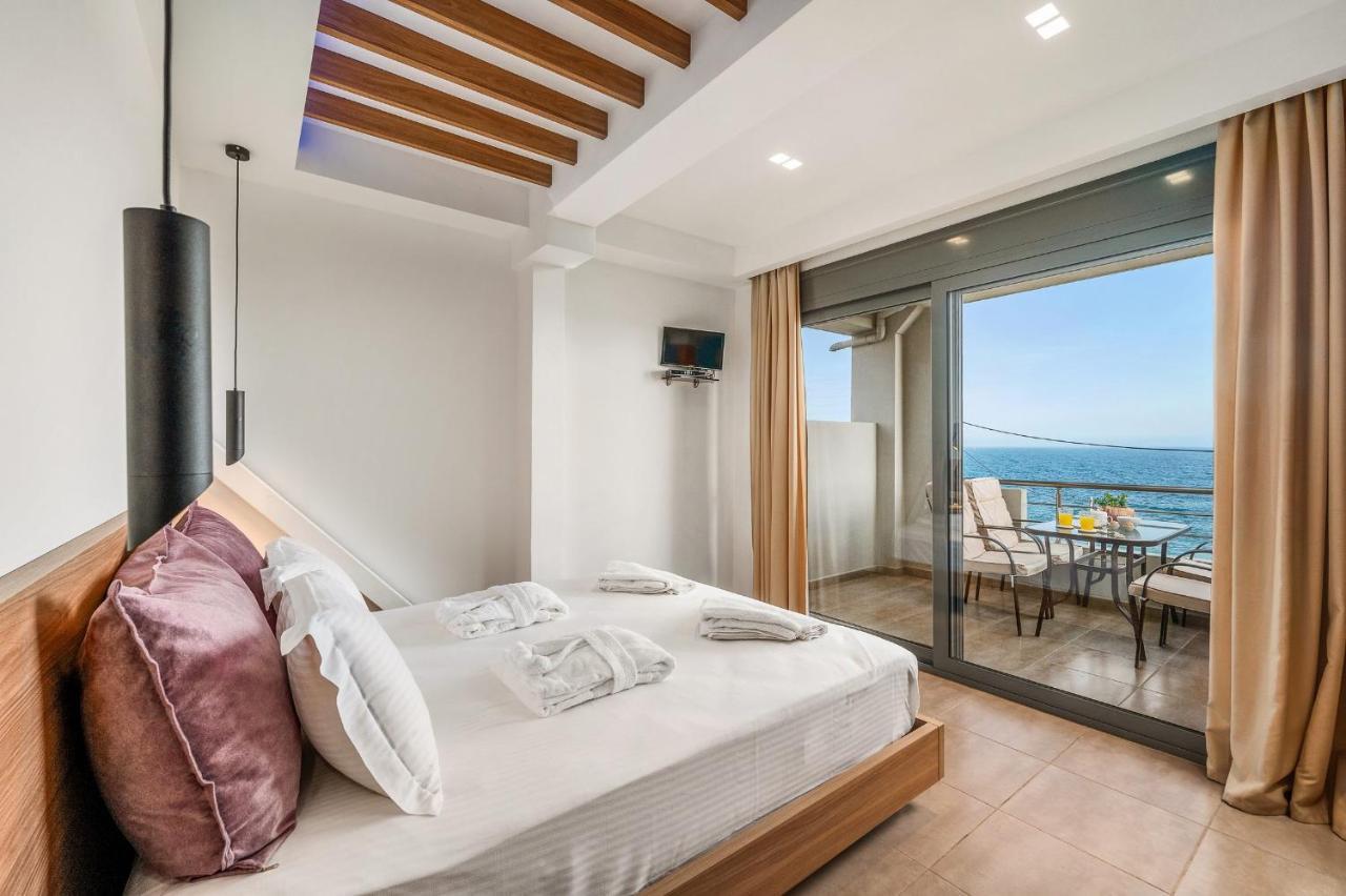 Marina Apartments Lentas Luaran gambar